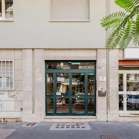 Le Vie Di Papa Francesco Guest House - Aureliano Hospitality Group